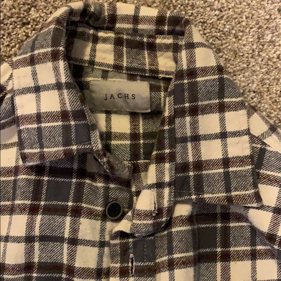 Button up - Picture 2 of 2